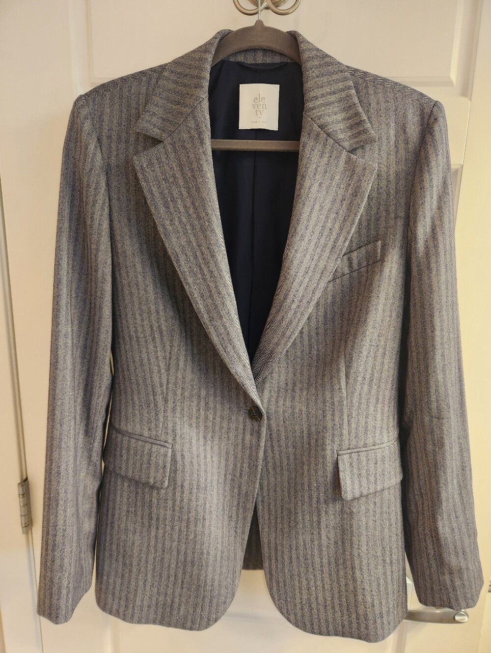 Eleventy Women's Gray/Blue  Pinstripe Blazer